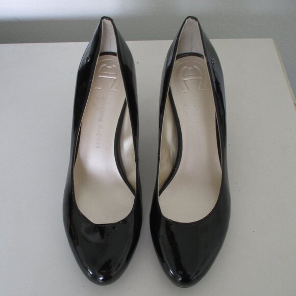 Etienne Aigner "Drew" Womens Faux Black Patent Leather Pump w/3" Heel - Size 7W - Picture 4 of 10